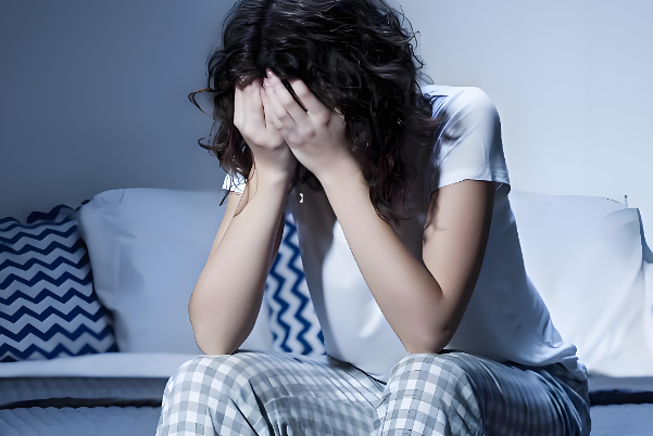 做试管轻信广告容易受骗